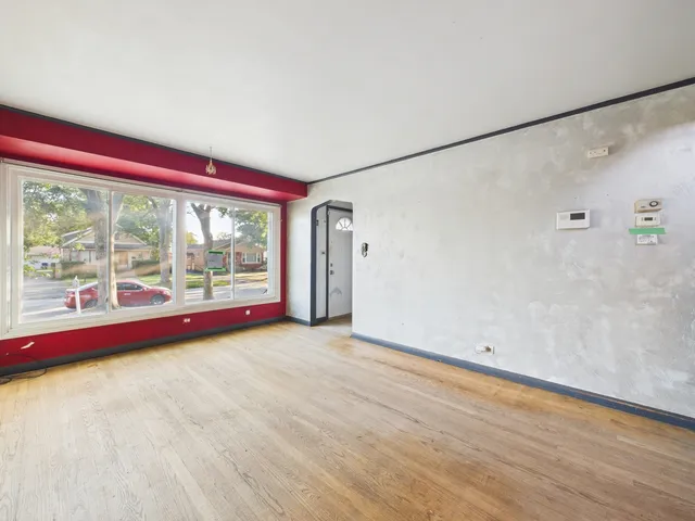 $1 | 4328 West 109th Street, Oak Lawn, IL 60453