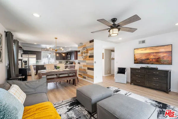 $10,950 | 19619 Ermine Street, Canyon Country, CA 91351