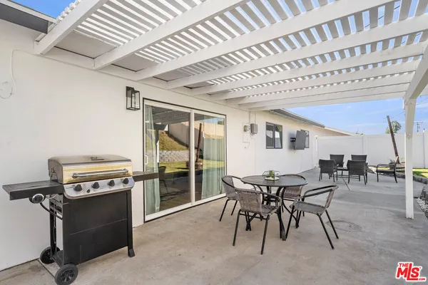 $10,950 | 19619 Ermine Street, Canyon Country, CA 91351