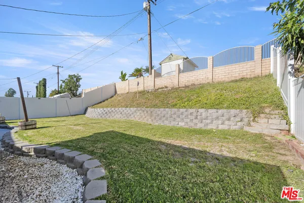 $10,950 | 19619 Ermine Street, Canyon Country, CA 91351