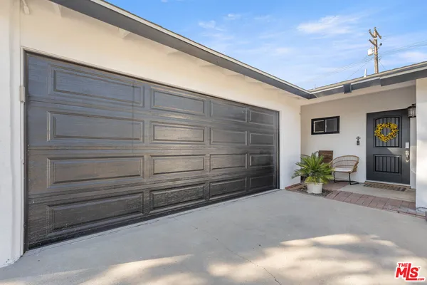 $10,950 | 19619 Ermine Street, Canyon Country, CA 91351