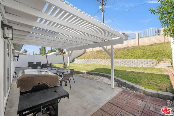 $10,950 | 19619 Ermine Street, Canyon Country, CA 91351