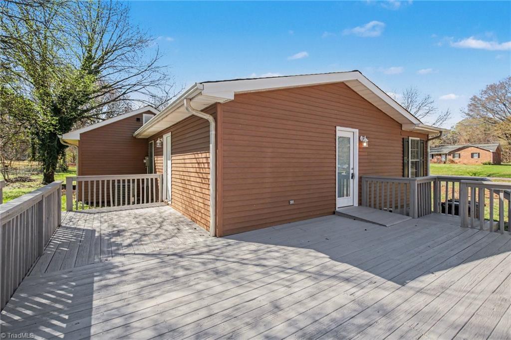 259 Stewart Road Southeast Winston-Salem, NC 27107 - Photo 29 of 33