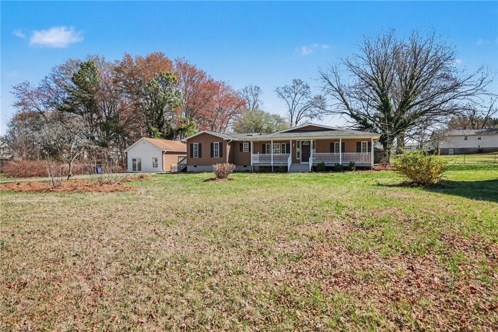 259 Stewart Road Southeast Winston-Salem, NC 27107 - Photo 5 of 33