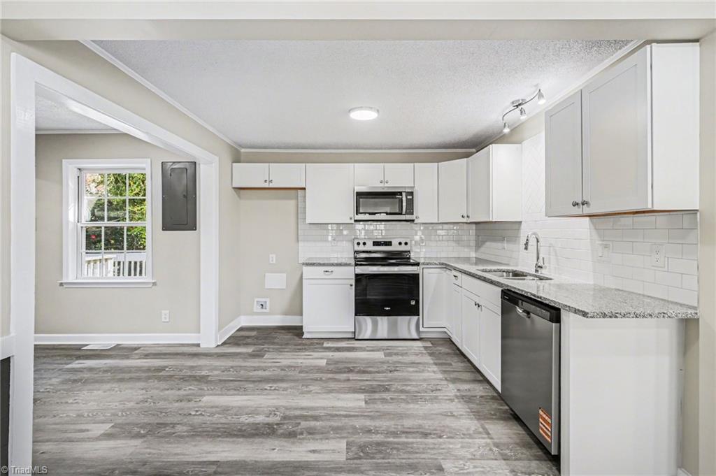 259 Stewart Road Southeast Winston-Salem, NC 27107 - Photo 9 of 33