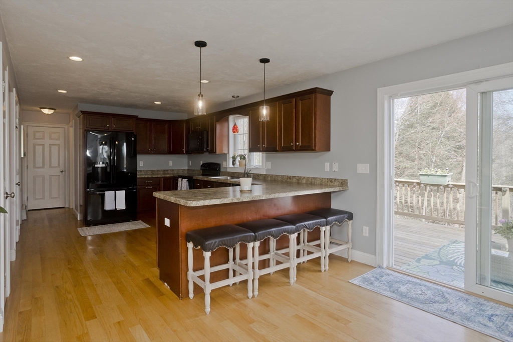 12 Michael Drive Rutland, MA 01543 - Photo 10 of 36 Gallery Image 10
