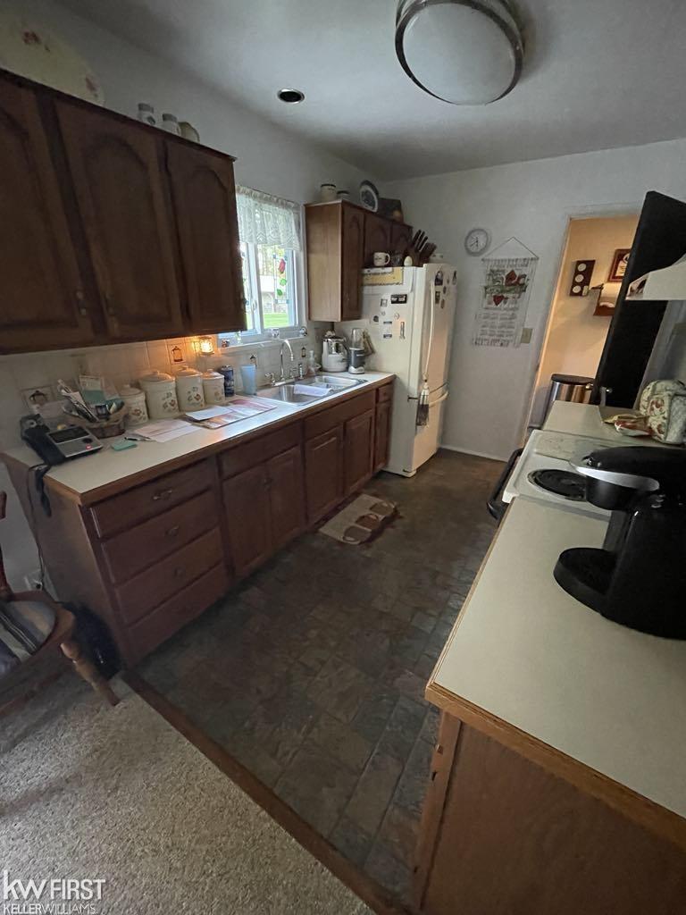 1231 Elms Road Flint, MI 48532 - Photo 12 of 30 50159466-b9108687-29bf-437e-bba9-7283199a33b1.JPG