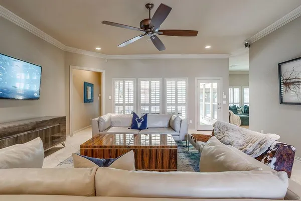 $1,210,000 | 908 Summertree Lane, Southlake, TX 76092