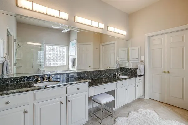 $1,210,000 | 908 Summertree Lane, Southlake, TX 76092