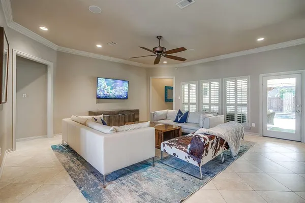 $1,210,000 | 908 Summertree Lane, Southlake, TX 76092