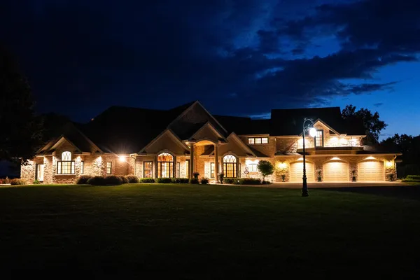 $2,350,000 | 32592 Juniper Road, Chatfield, MN 55923