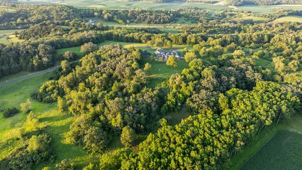 $2,350,000 | 32592 Juniper Road, Chatfield, MN 55923