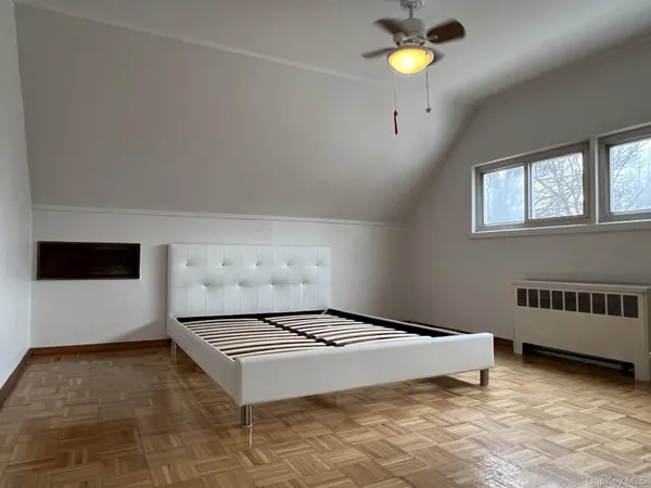 $4,800 | 7 Hope, Hicksville, NY 11801