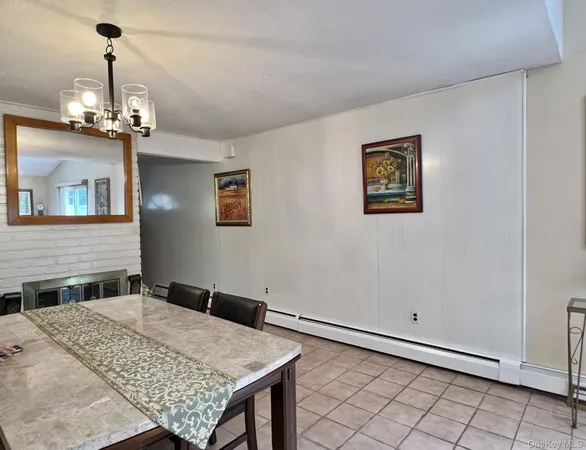 $4,800 | 7 Hope, Hicksville, NY 11801