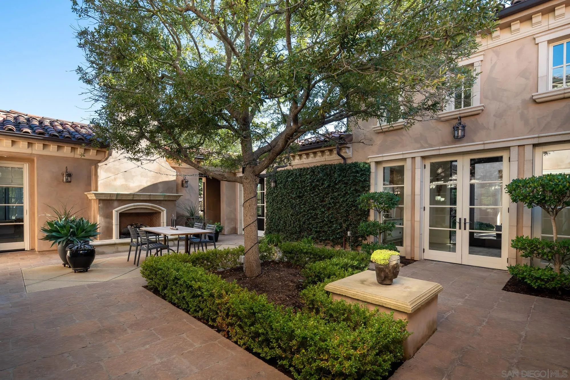 4288 Via Ravello Rancho Santa Fe, CA 92091 - Photo 18 of 46 Gallery Image 18