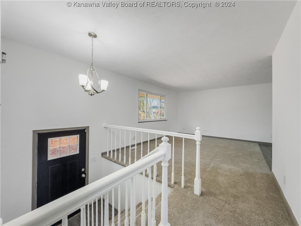 836 Mace Street Elkview, WV 25071 - Photo 8 of 36 Gallery Image 8