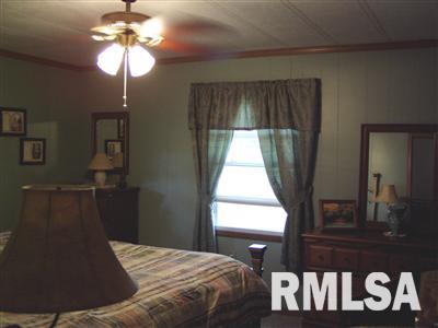 16649 Elston Road Fulton, IL 61252 - Photo 3 of 8