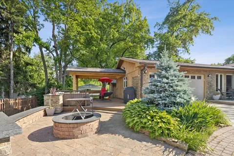 $599,900 | 7730 Brookhaven Avenue, Darien, IL 60561