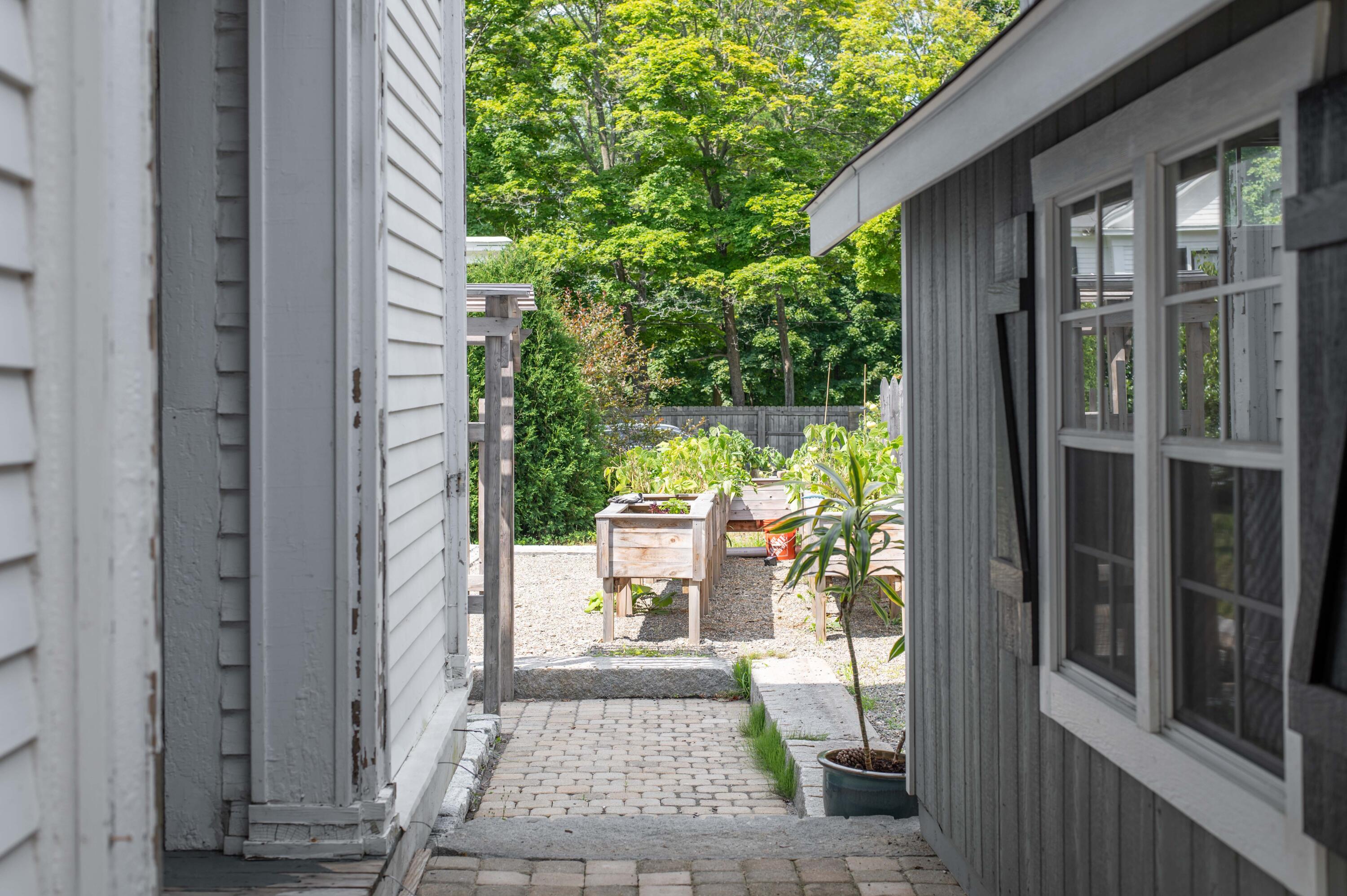 191 Broadway Bangor, ME 04401 - Photo 66 of 67 Broadway-51