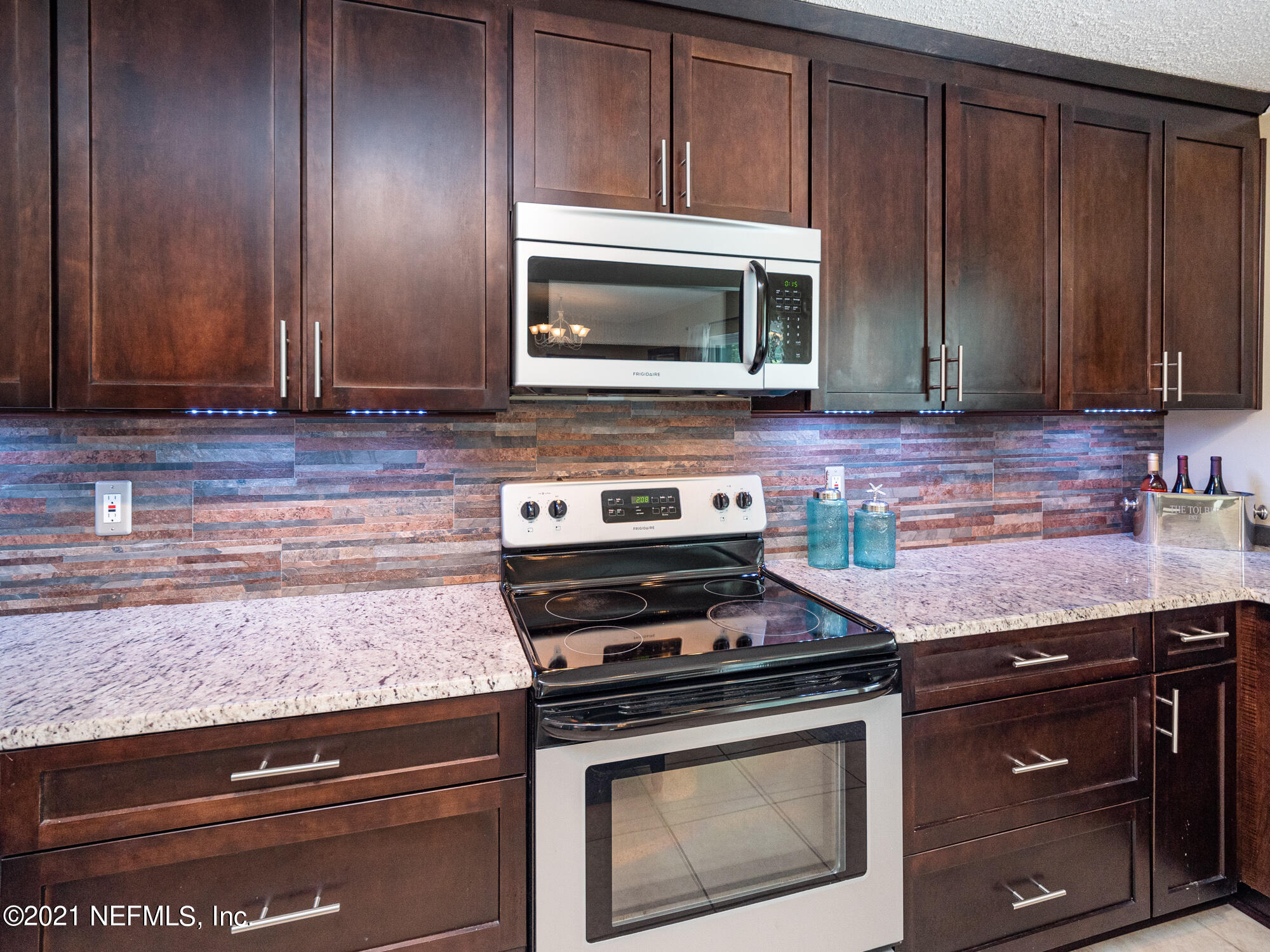 1311 Pinewood Road Jacksonville Beach, FL 32250 - Photo 7 of 40 Stainless Appliances