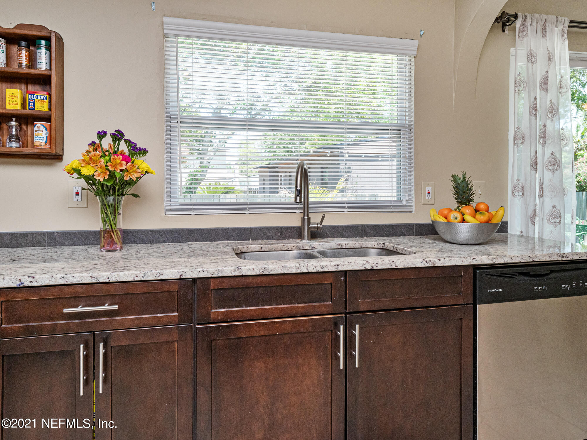 1311 Pinewood Road Jacksonville Beach, FL 32250 - Photo 8 of 40 Plenty of Counter Space