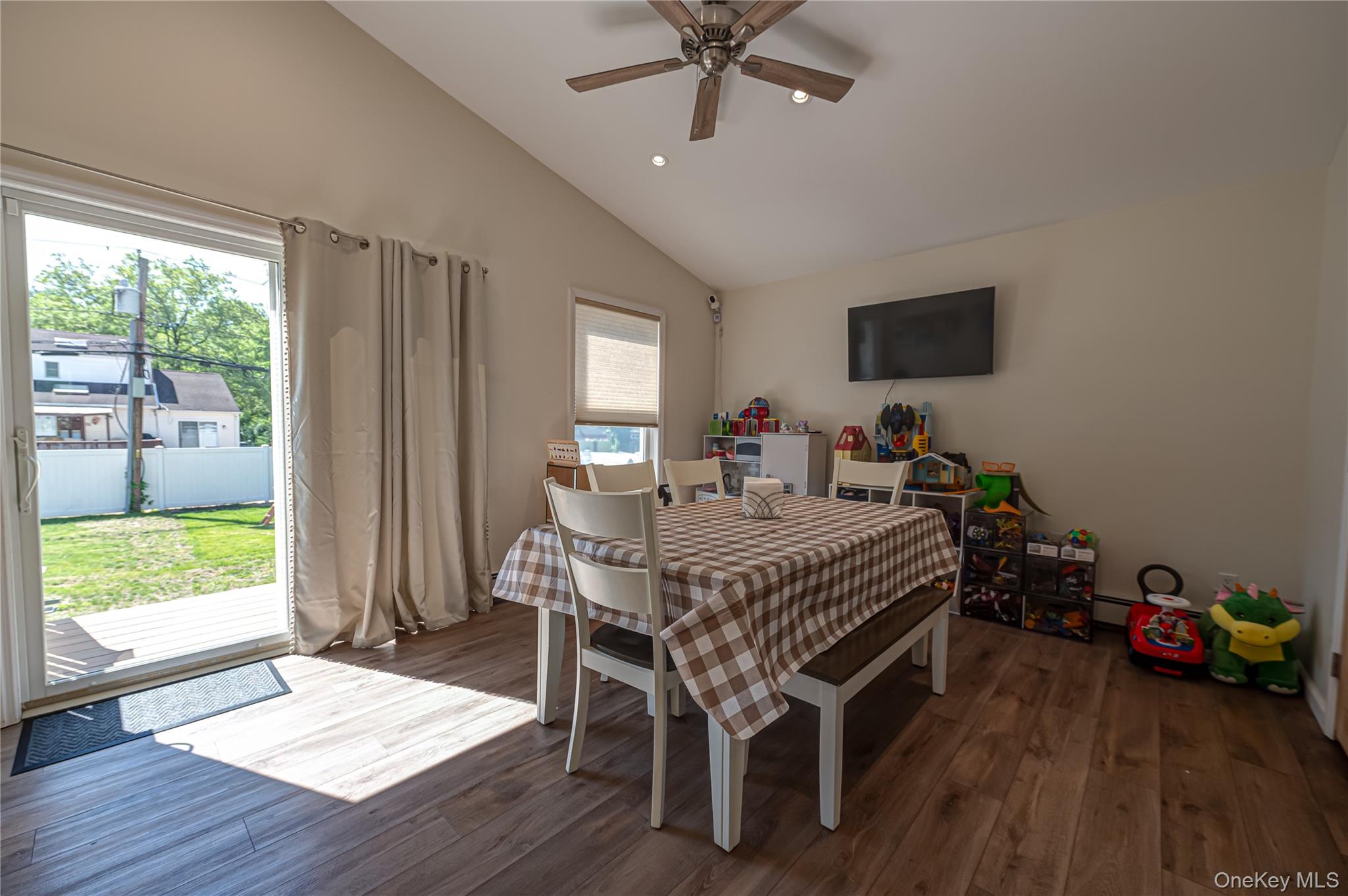 7 Edscho Lane Commack, NY 11725 - Photo 8 of 24