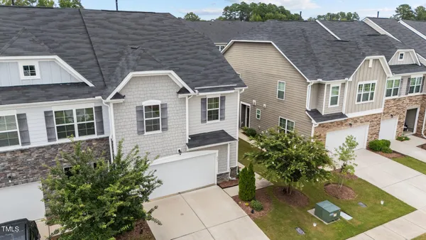 $499,999 | 842 Salem Pointe Place, Apex, NC 27523