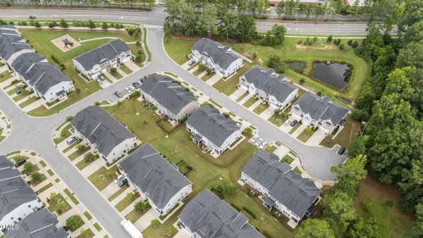 $499,999 | 842 Salem Pointe Place, Apex, NC 27523