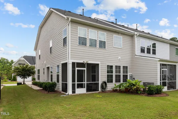 $499,999 | 842 Salem Pointe Place, Apex, NC 27523
