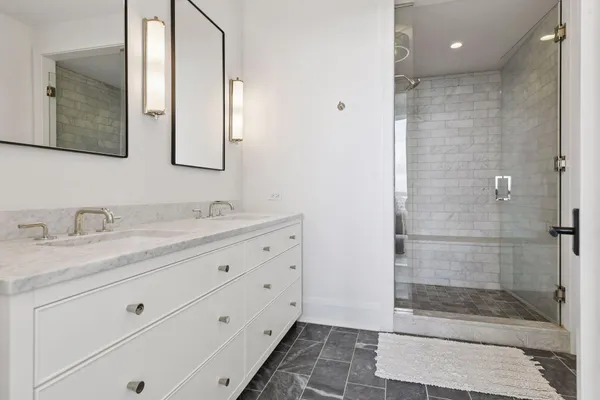 $1,125,000 | 1111 West River Parkway, Unit 23D, Minneapolis, MN 55415