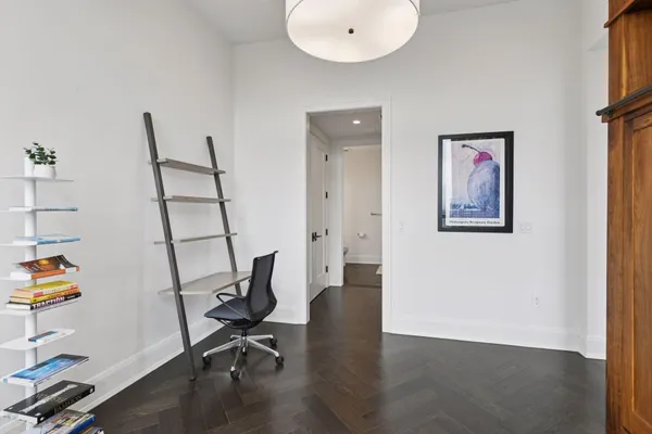 $1,125,000 | 1111 West River Parkway, Unit 23D, Minneapolis, MN 55415