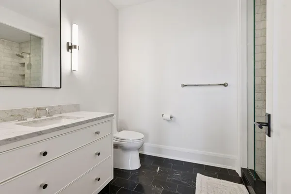 $1,125,000 | 1111 West River Parkway, Unit 23D, Minneapolis, MN 55415