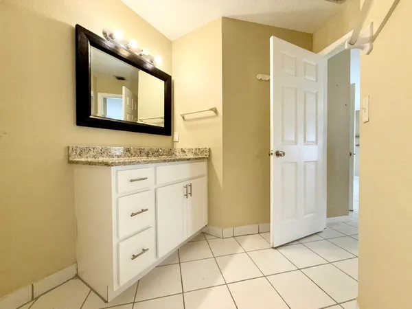 $4,500 | 13614 Yarmouth Court, Wellington, FL 33414