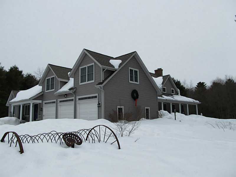151 Black Starr Road Mapleville, RI 02839 - Photo 1 of 17 Exterior Front.