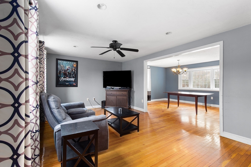 43 Apollo Road Whitman, MA 02382 - Photo 7 of 20