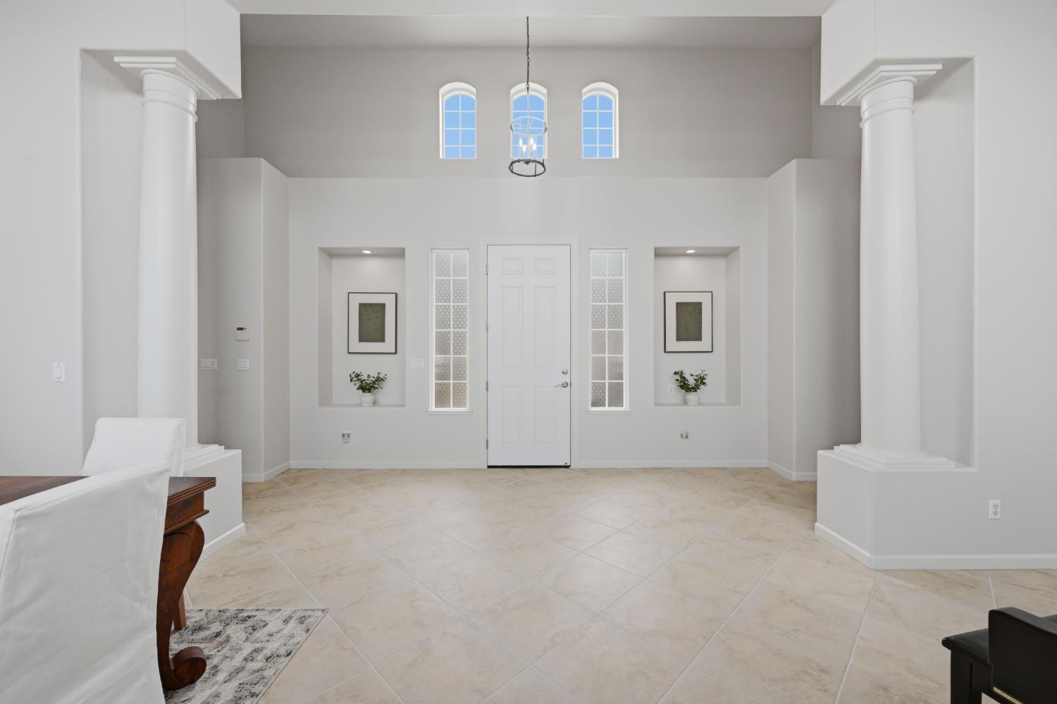 8537 Bridgestone Crescent Road Roseville, CA 95747 - Photo 9 of 64