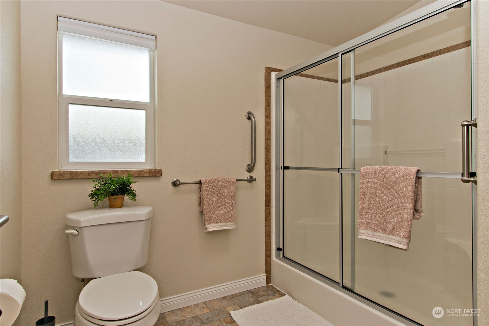 23825 15th Avenue Southeast, Unit 413 Bothell, WA 98021 - Photo 17 of 26