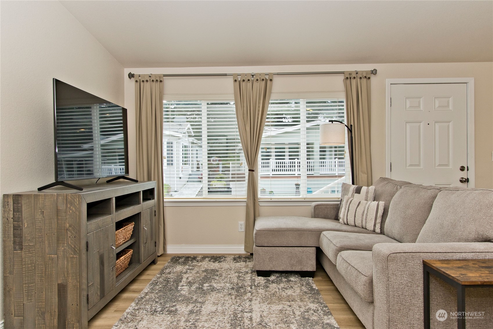 23825 15th Avenue Southeast, Unit 413 Bothell, WA 98021 - Photo 6 of 26