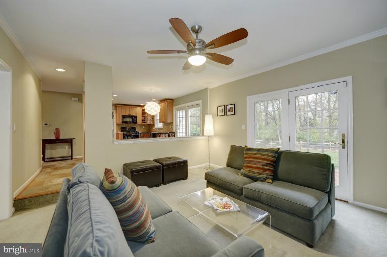 8532 Atwell Road Potomac, MD 20854 - Photo 22 of 28 Family Room
