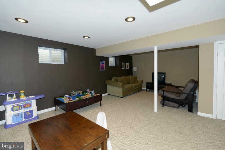 8532 Atwell Road Potomac, MD 20854 - Photo 9 of 28 Basement
