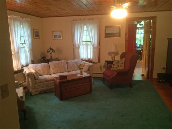 124 Acushnet Road Mattapoisett, MA 02739 - Photo 12 of 20 Gallery Image 12