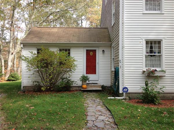 124 Acushnet Road Mattapoisett, MA 02739 - Photo 3 of 20 Gallery Image 3