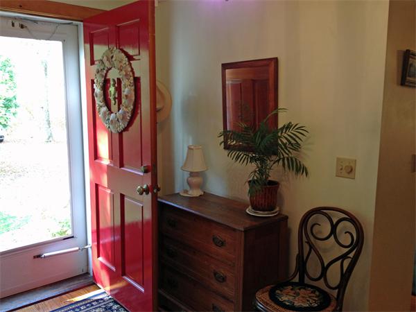 124 Acushnet Road Mattapoisett, MA 02739 - Photo 4 of 20 Gallery Image 4