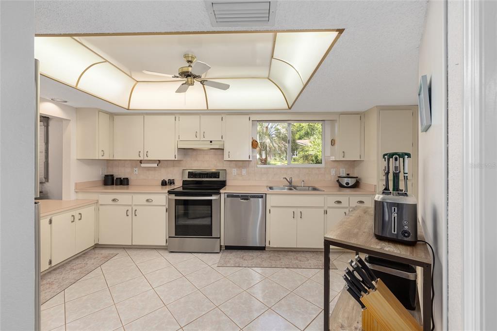 8237 108th Sw Street Road Ocala, FL 34481 - Photo 12 of 32 Gallery Image 12