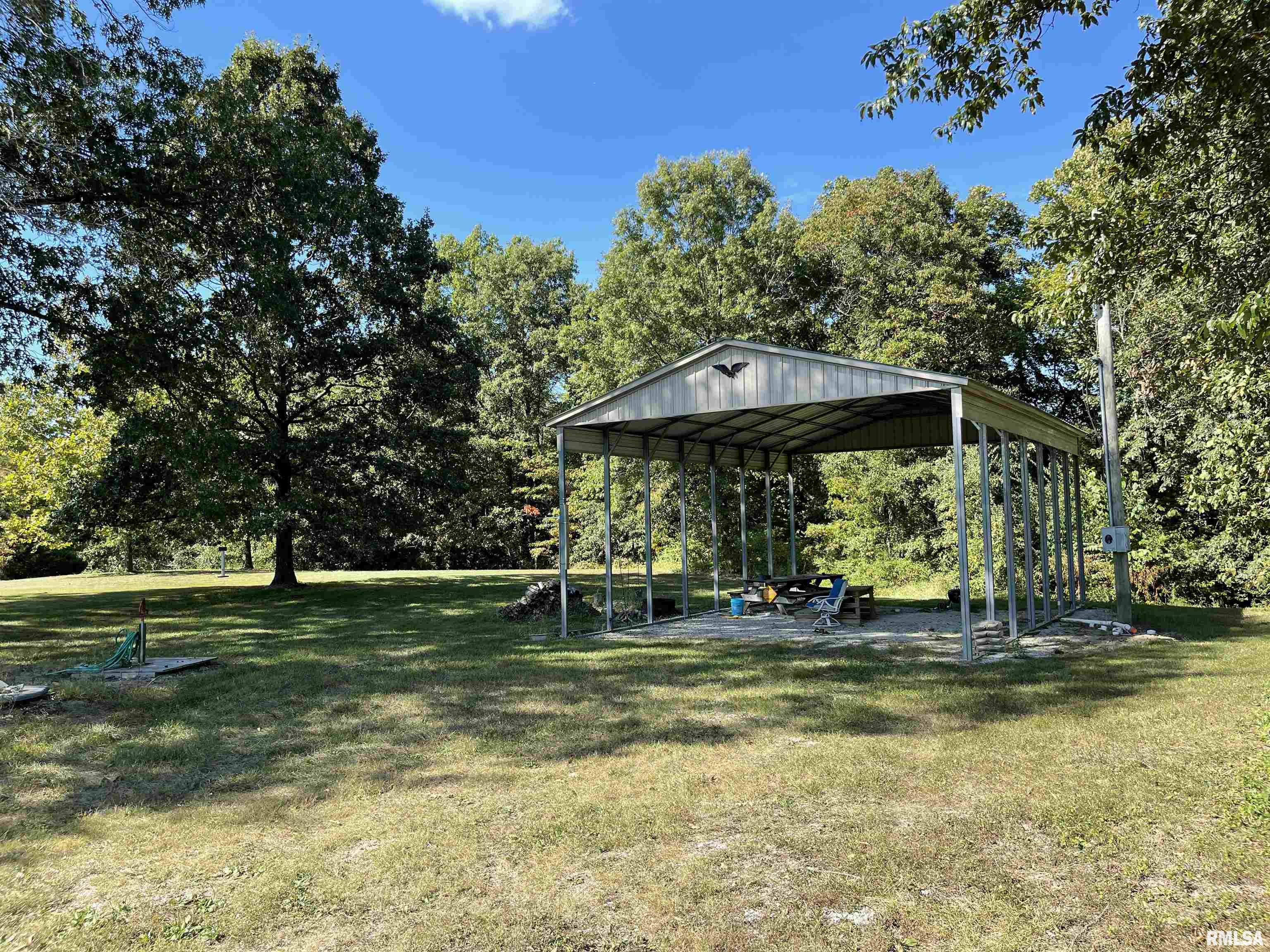 1037 Burge Road Centralia, IL 62801 - Photo 20 of 48