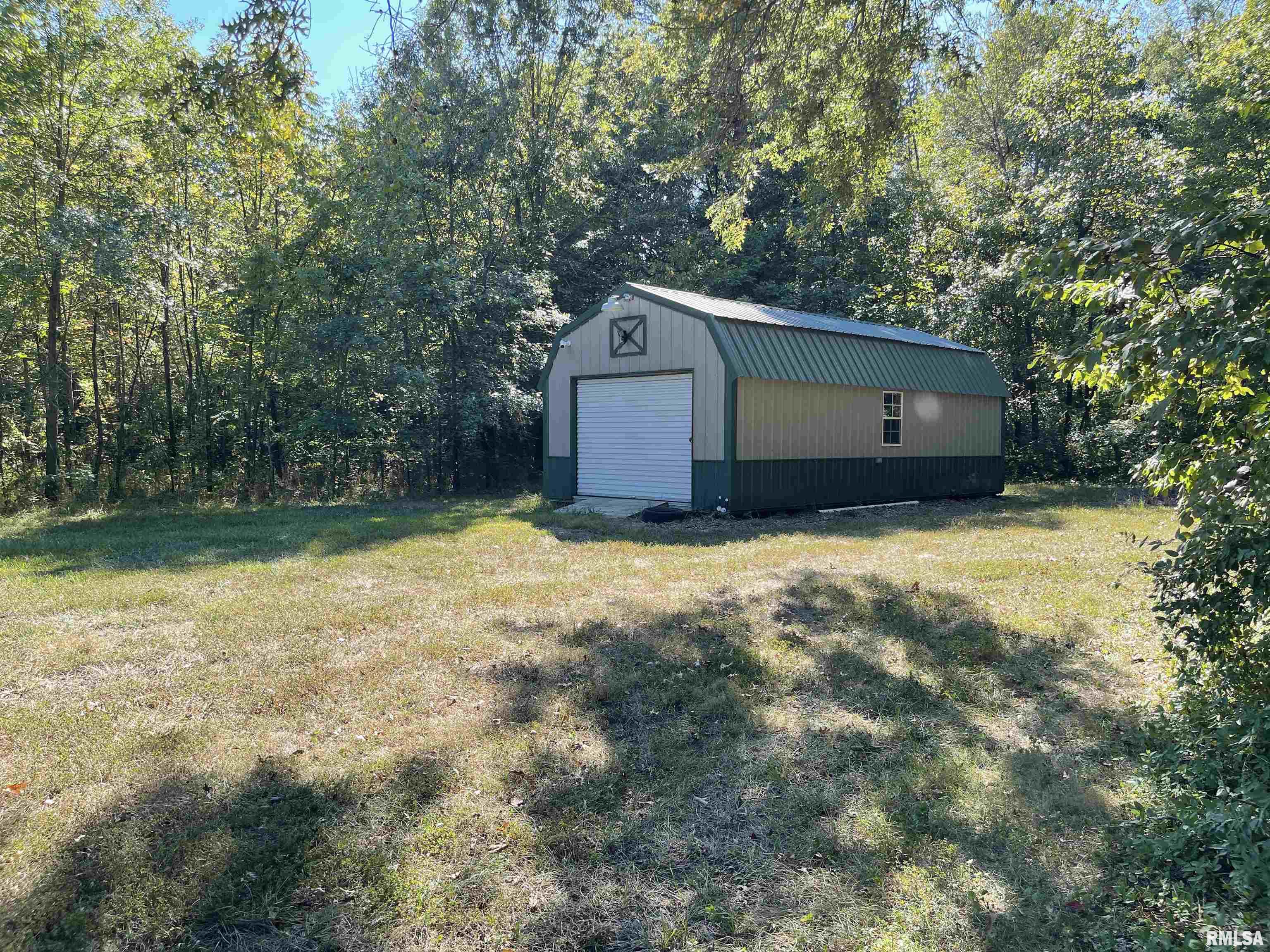 1037 Burge Road Centralia, IL 62801 - Photo 41 of 48