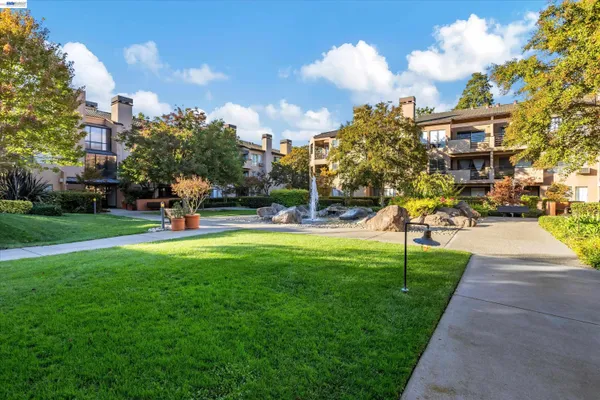 $409,000 | 39059 Guardino Drive, Unit 206, Fremont, CA 94538