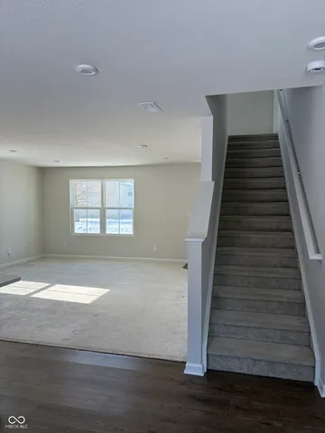 $300,000 | 1645 Juniper Lane, Greenfield, IN 46140