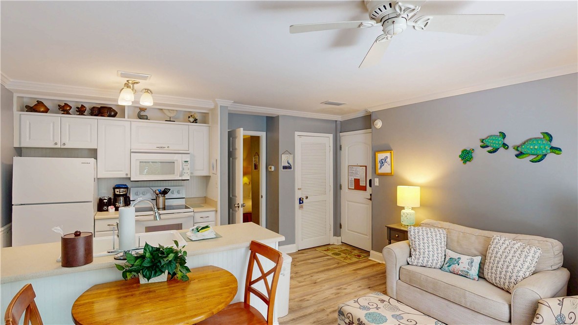 1175 Beachview Drive North, Unit 201 Jekyll Island, GA 31527 - Photo 3 of 11