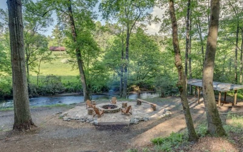 1204 Highway 2 Blue Ridge, GA 30513 - Photo 2 of 4 Additional View
